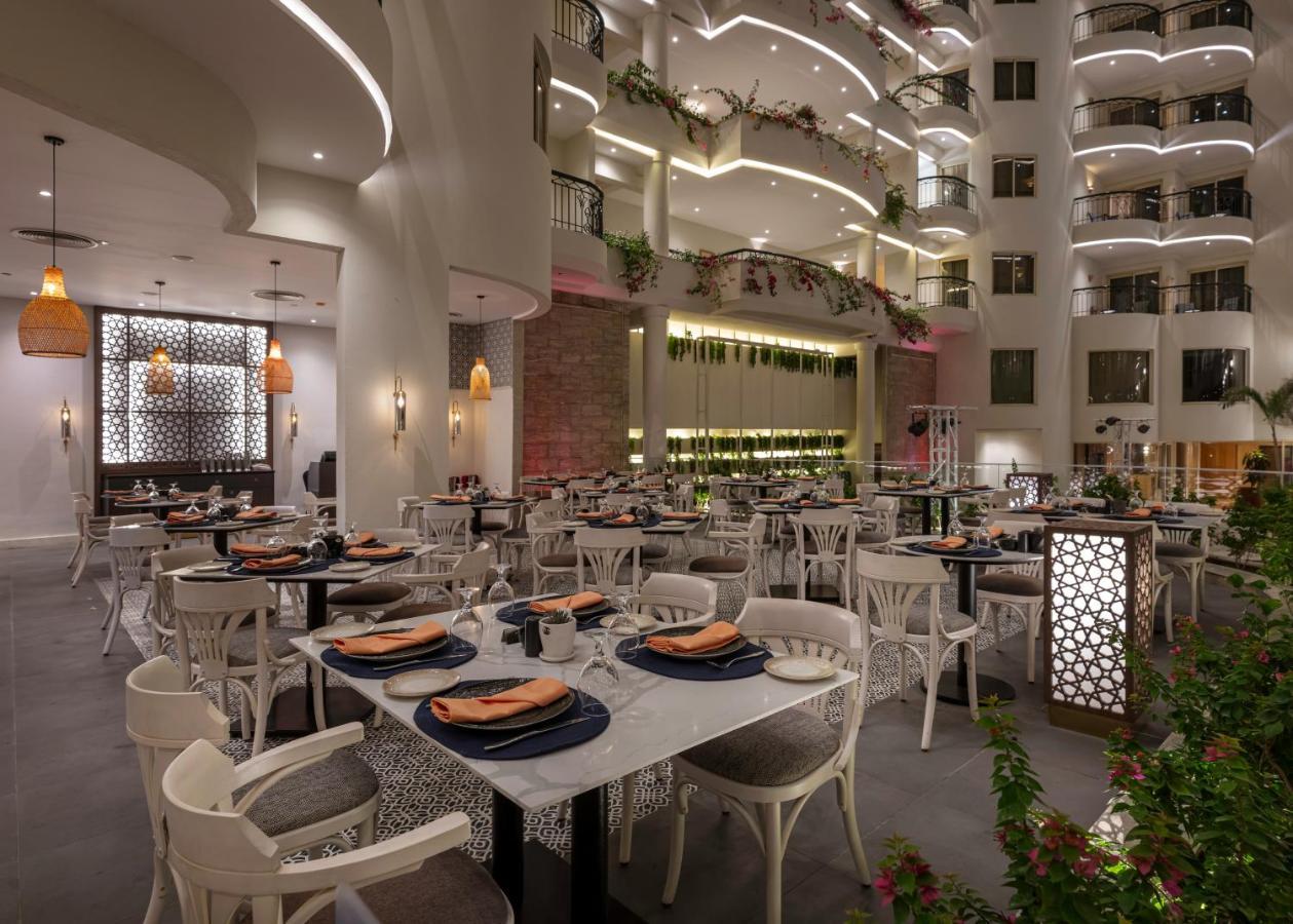 Steigenberger Nile Palace Luxor - Convention Center Exterior photo The restaurant