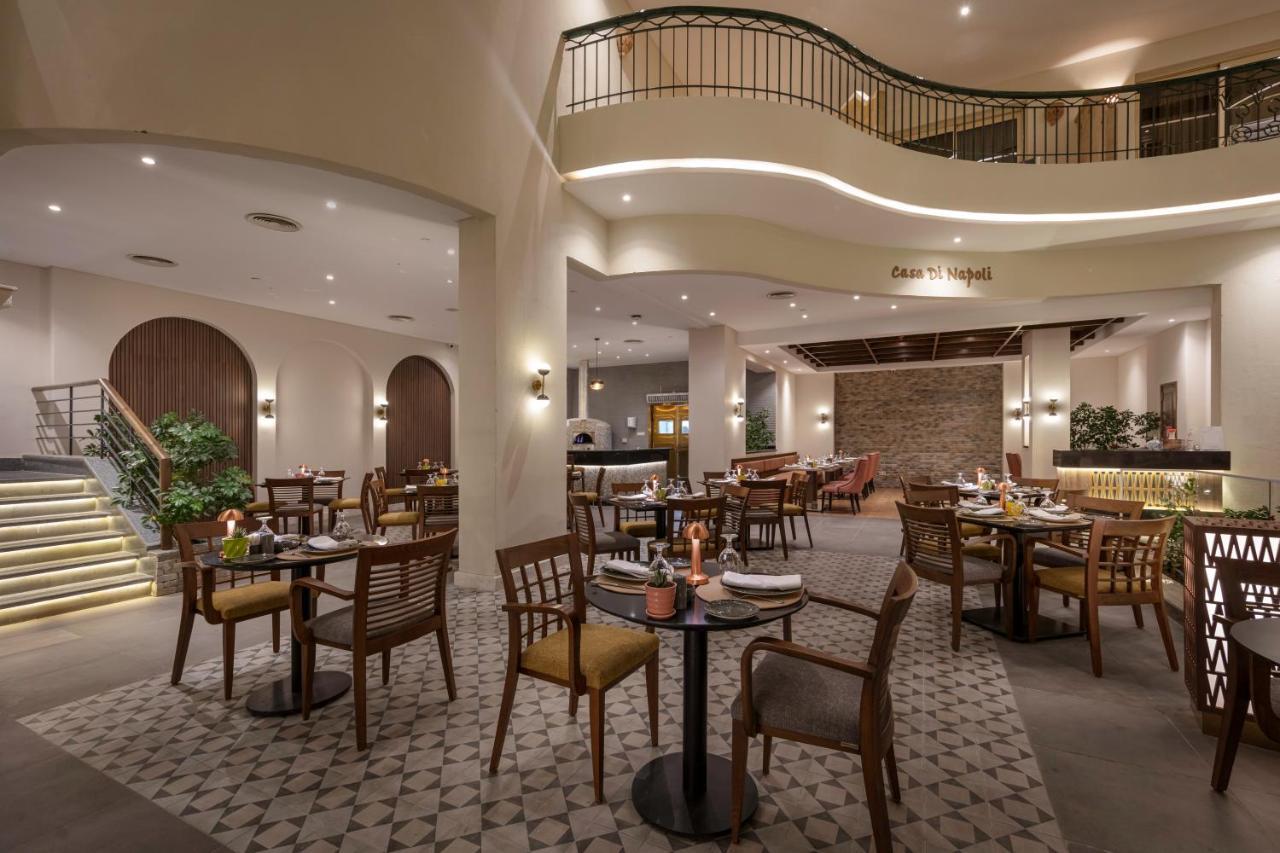 Steigenberger Nile Palace Luxor - Convention Center Exterior photo The restaurant