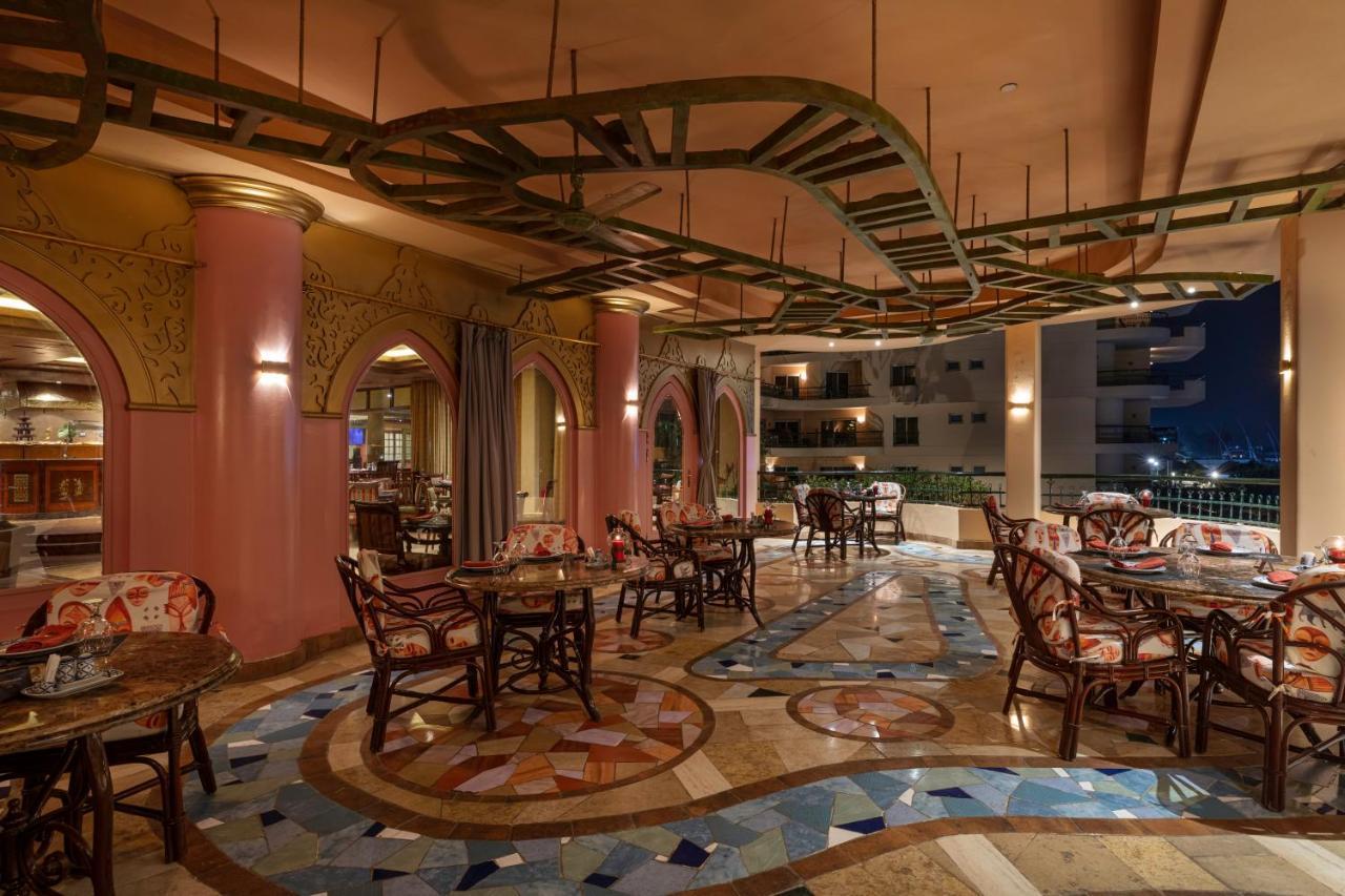 Steigenberger Nile Palace Luxor - Convention Center Exterior photo The restaurant