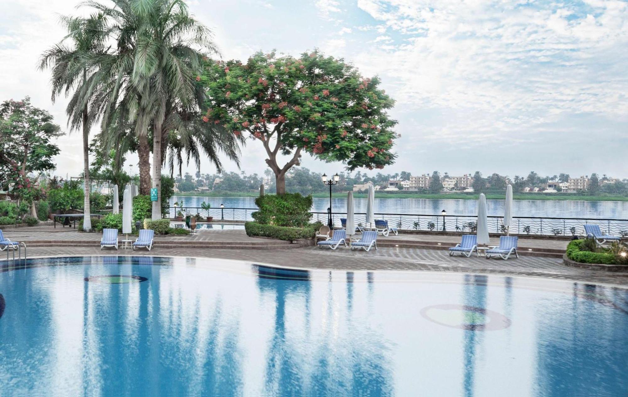Steigenberger Nile Palace Luxor - Convention Center Exterior photo The Nile view from the hotel
